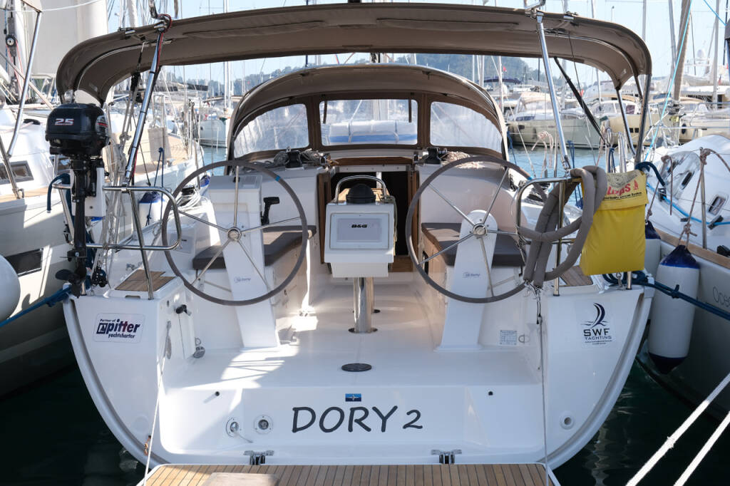 Segelyachten Bavaria Cruiser 34 Dory 2