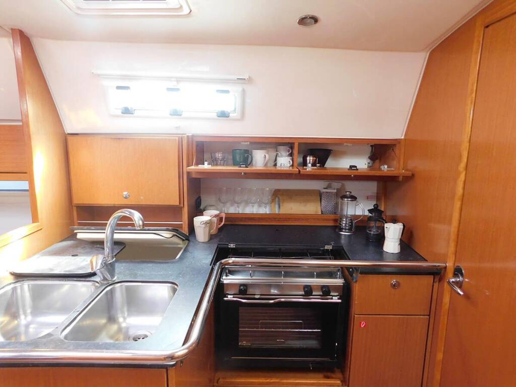 Sailing yacht Bavaria Cruiser 36 Ifigenia