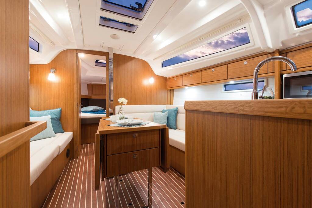 Segelyachten Bavaria Cruiser 37 Style Skylla