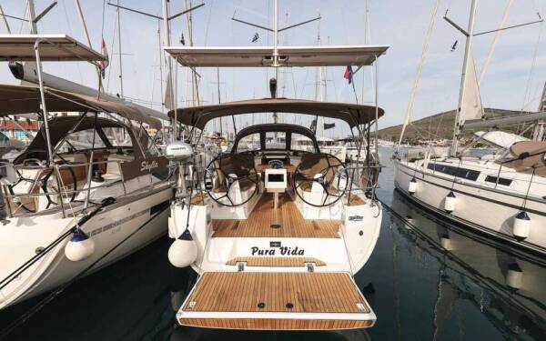 Bavaria Cruiser 37 Style Pura Vida ACI Marina Trogir