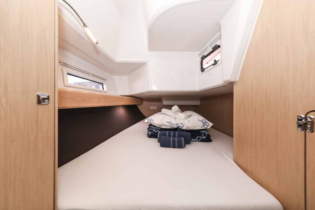 Segelyachten Bavaria Cruiser 37 Style Pura Vida