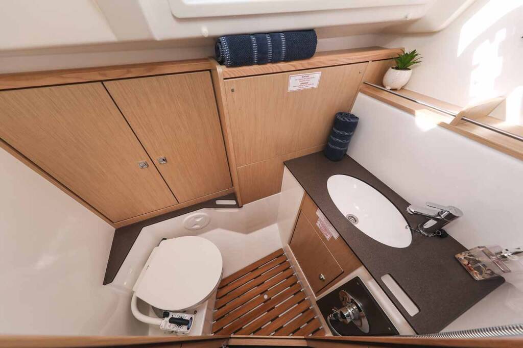 Segelyachten Bavaria Cruiser 37 Style Pura Vida
