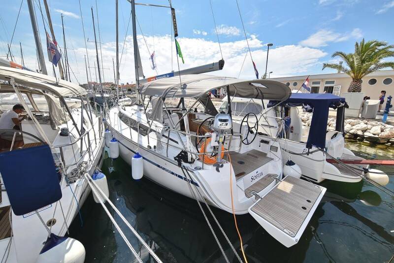 Sailing yacht Bavaria Cruiser 37 Sofija