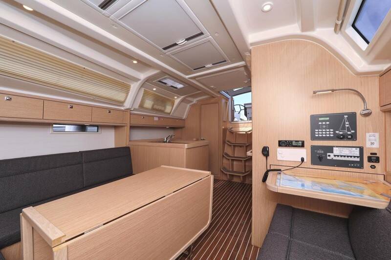 Sailing yacht Bavaria Cruiser 37 Sofija