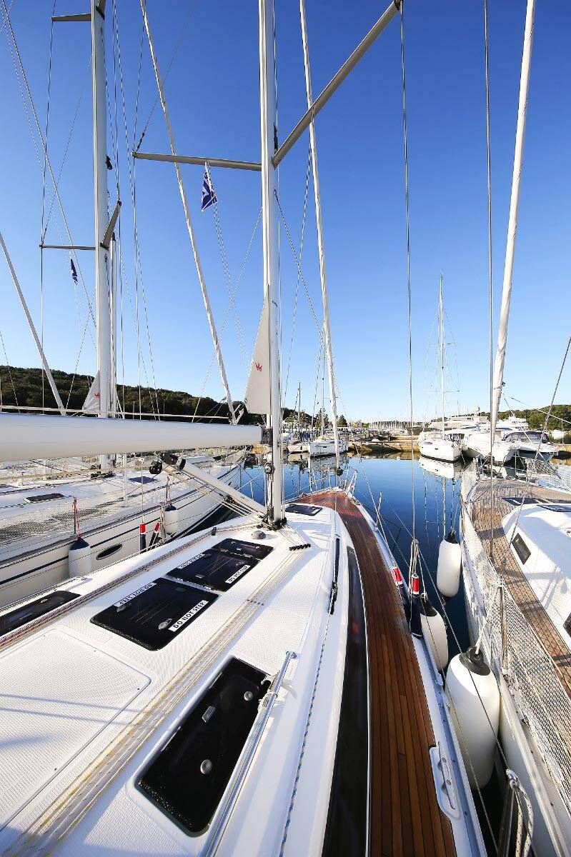 Segelyachten Bavaria Cruiser 37 Malo Angeline