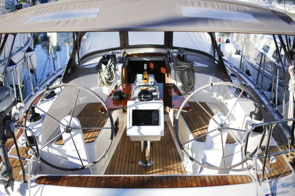Segelyachten Bavaria Cruiser 37 Malo Angeline