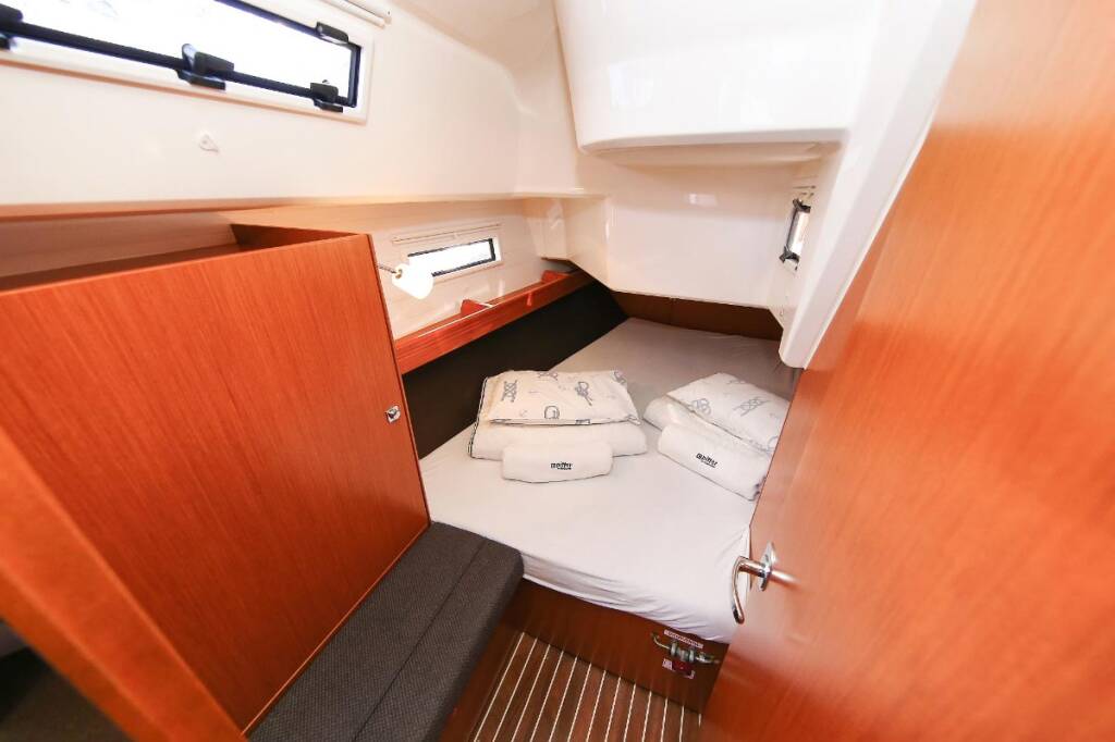 Segelyachten Bavaria Cruiser 37 Malo Angeline