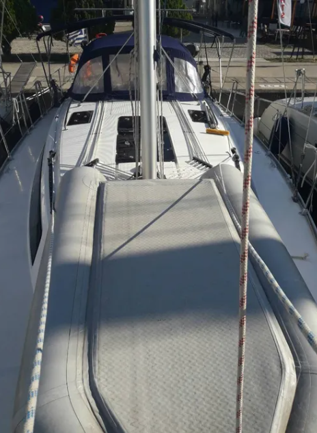 Sailing yacht Bavaria Cruiser 37 John K