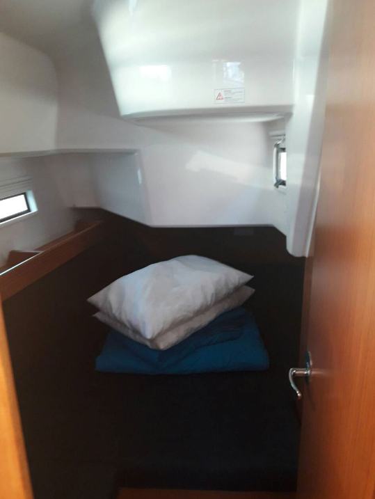 Sailing yacht Bavaria Cruiser 37 John K