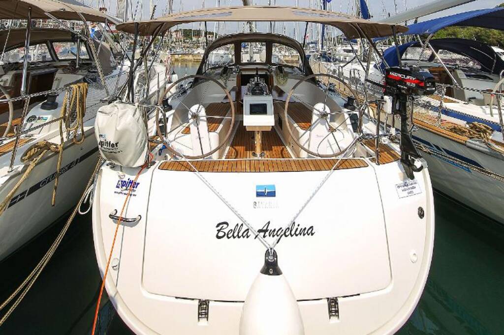 Sailing yacht Bavaria Cruiser 37 Bella Angelina