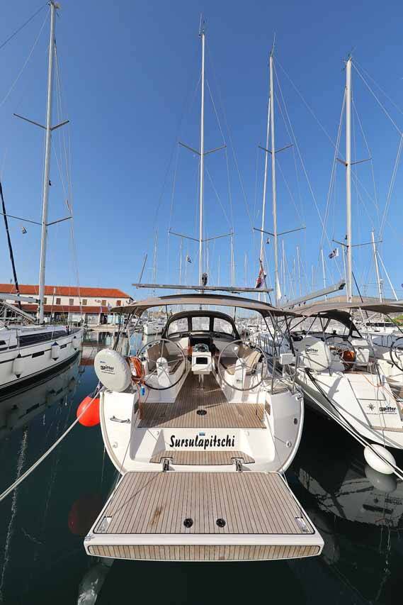 Sailing yacht Bavaria Cruiser 37 Sursulapitschi