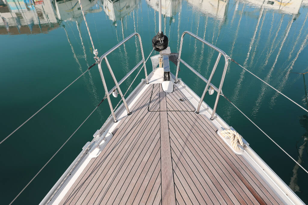 Sailing yacht Bavaria Cruiser 37 Sursulapitschi