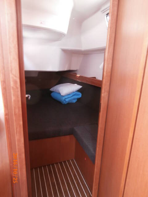 Sailing yacht Bavaria Cruiser 37 Mattina