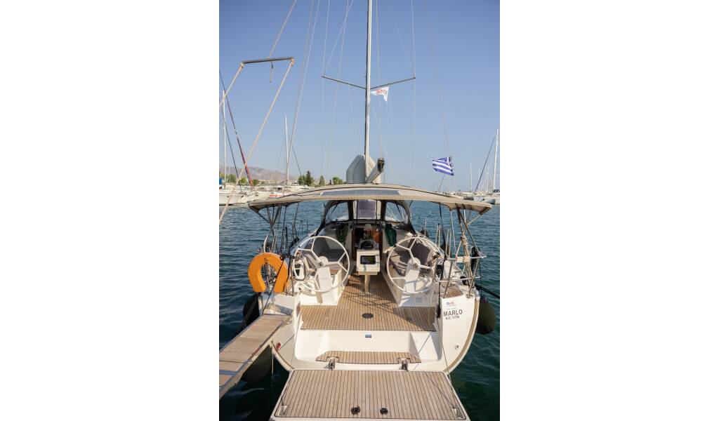 Sailing yacht Bavaria Cruiser 37 Marlo