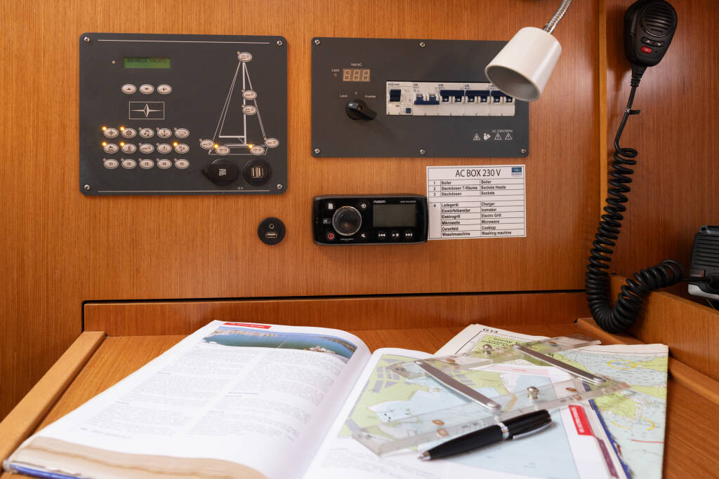Sailing yacht Bavaria Cruiser 37 Marlo