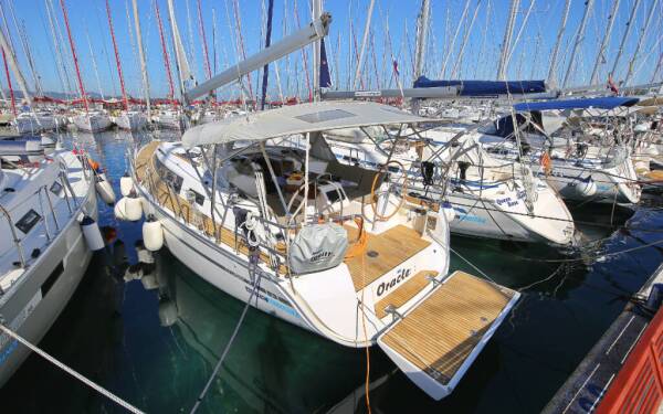 Bavaria Cruiser 37 Oracle Marina Hramina, Murter