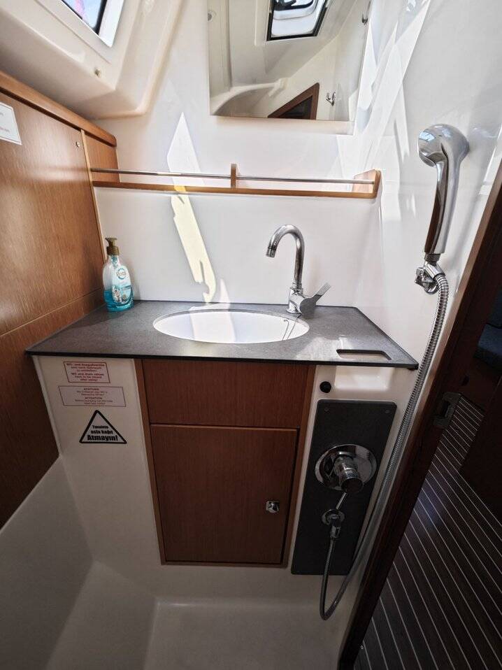 Segelyachten Bavaria Cruiser 37 Almira