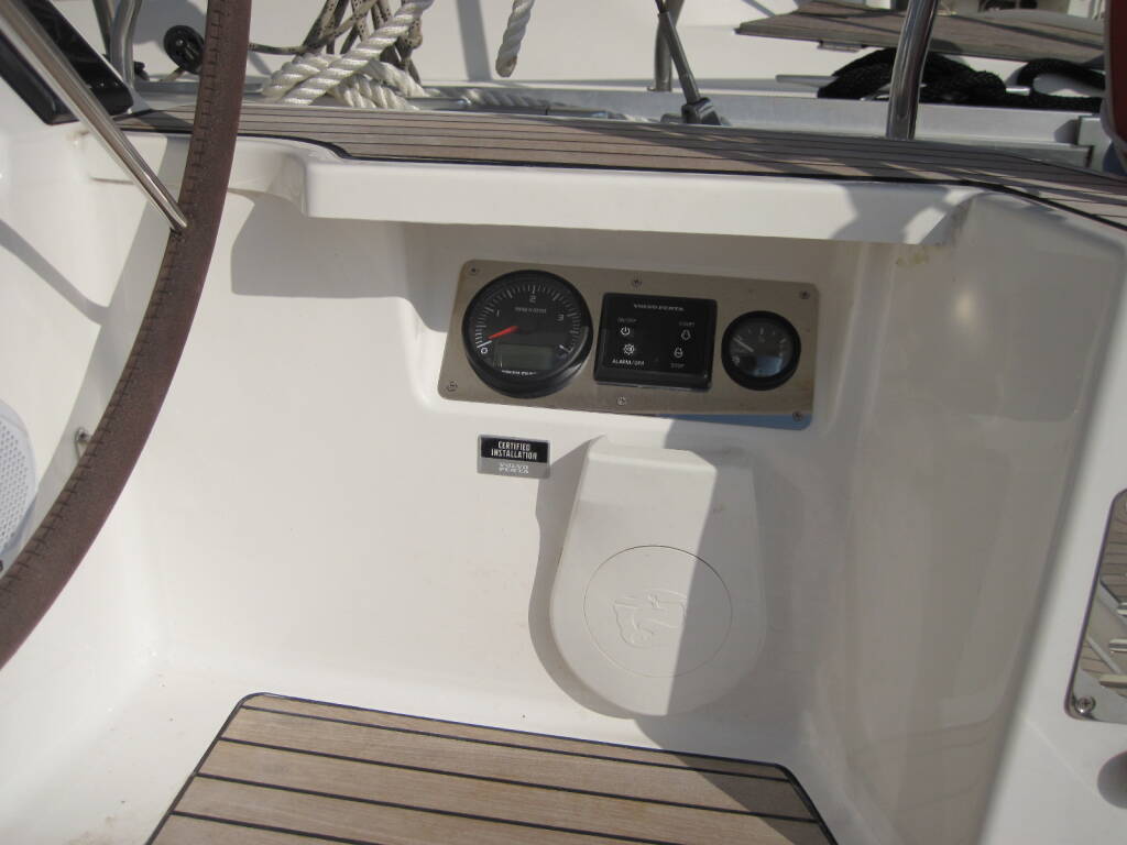 Sailing yacht Bavaria Cruiser 37 ECONOMY