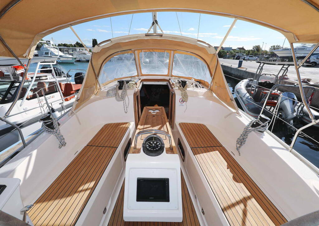 Segelyachten Bavaria Cruiser 37 ECONOMY