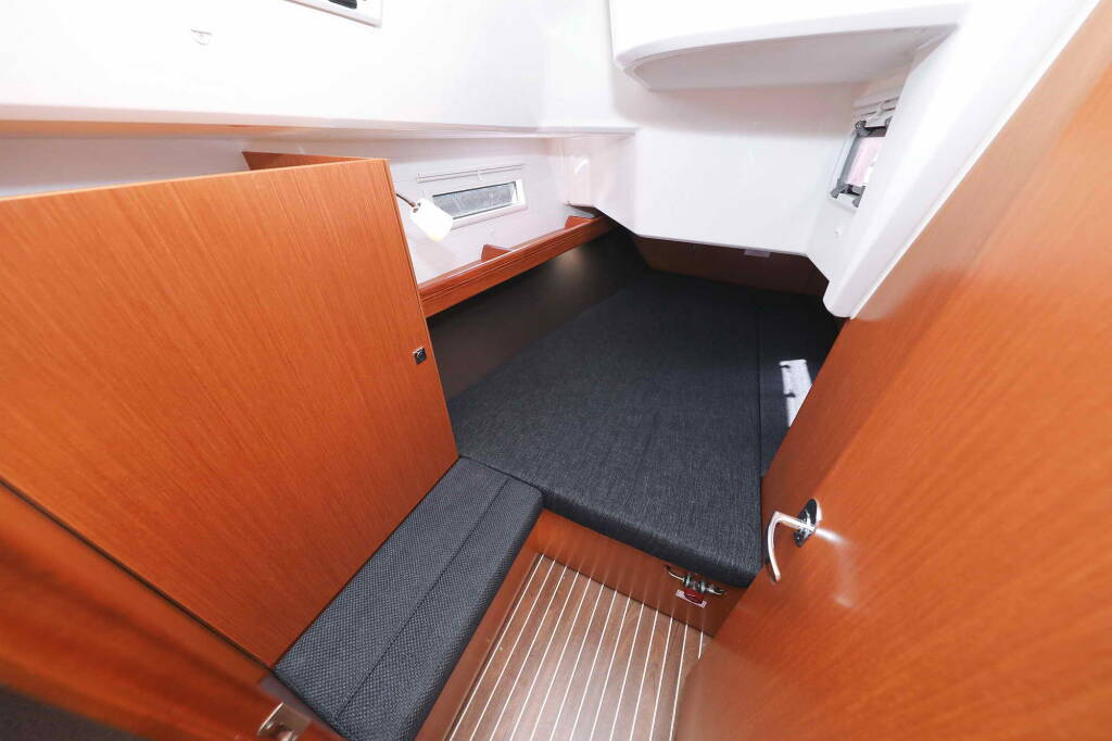 Segelyachten Bavaria Cruiser 37 ECONOMY
