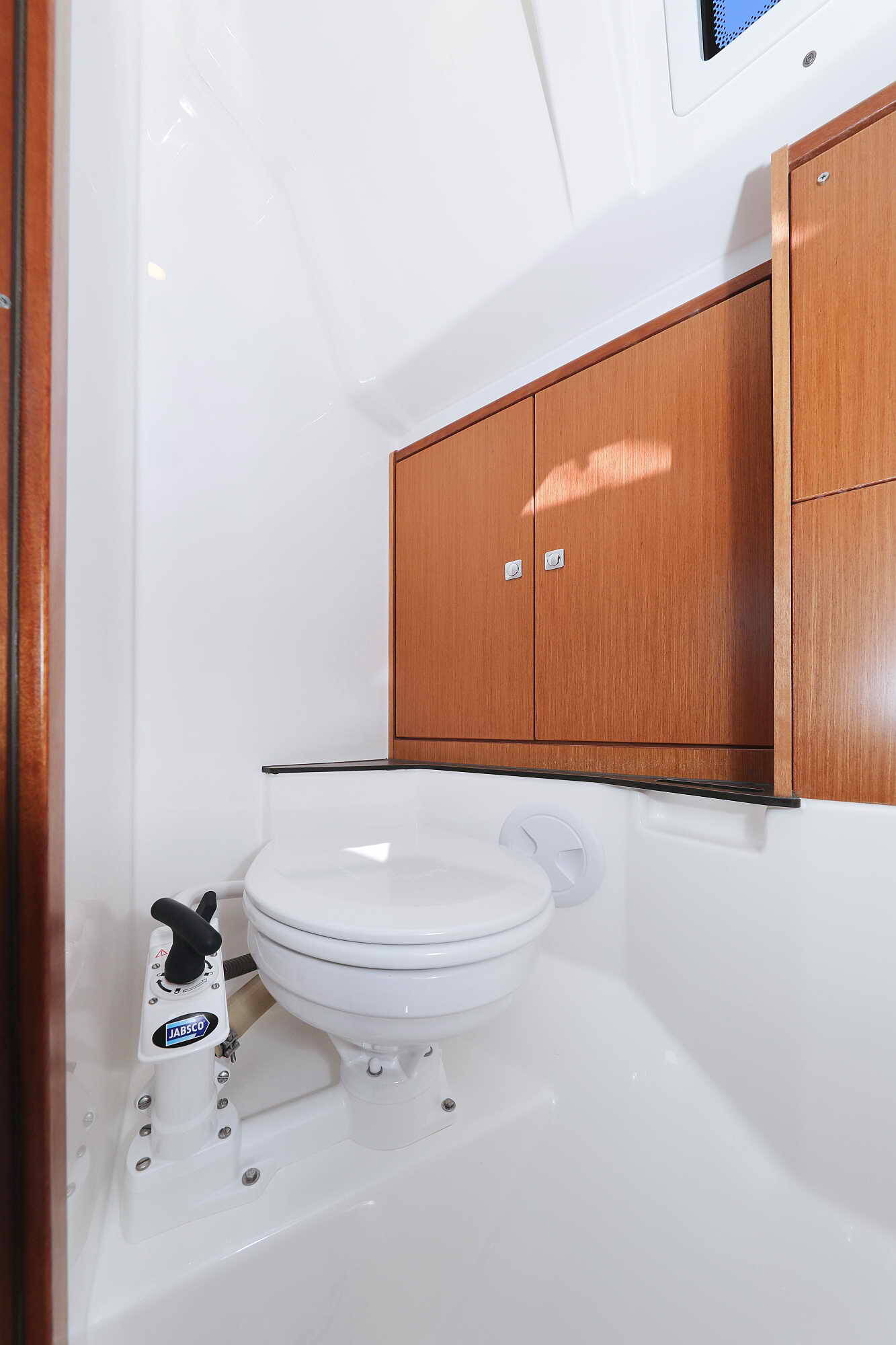 Sailing yacht Bavaria Cruiser 37 Lupe