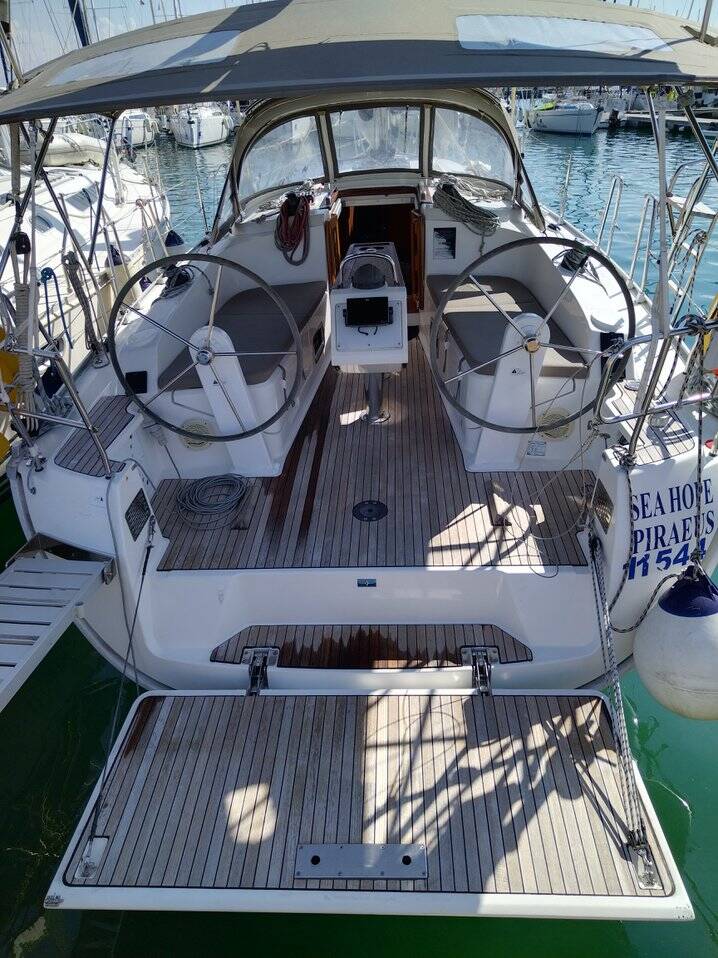 Sailing yacht Bavaria Cruiser 37 Sea Hope