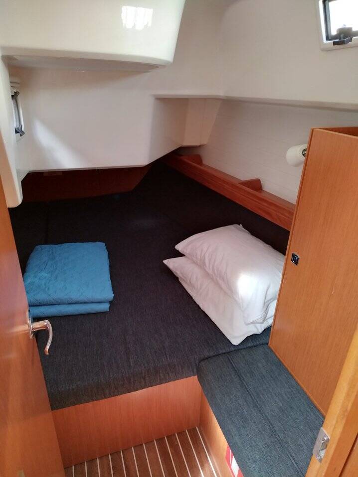 Sailing yacht Bavaria Cruiser 37 Sea Hope