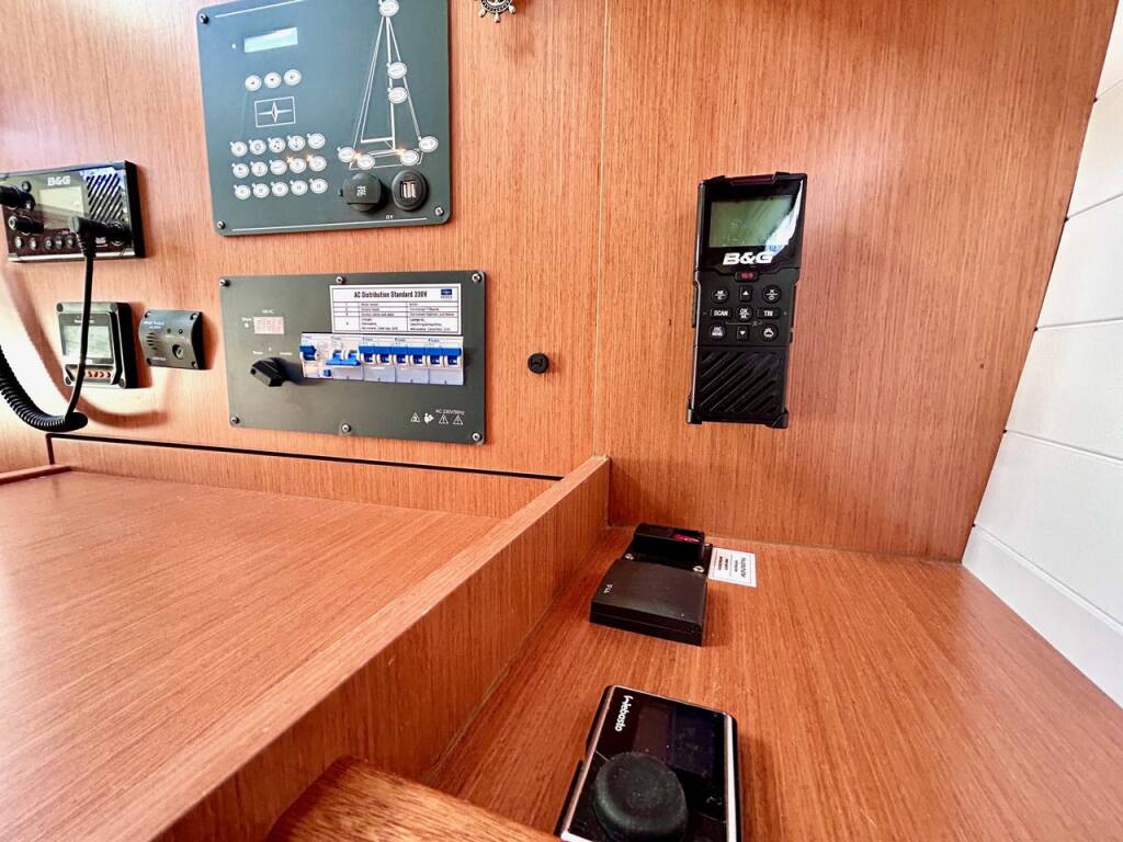 Sailing yacht Bavaria Cruiser 37 Enjoy the Silence