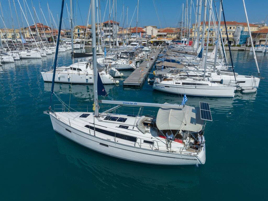 Segelyachten Bavaria Cruiser 37 Athene