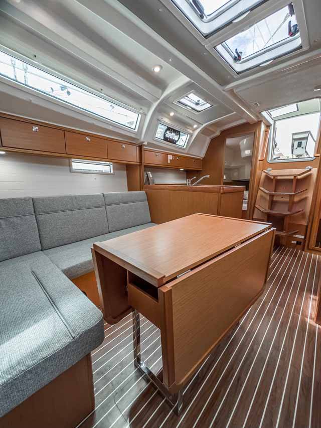 Segelyachten Bavaria Cruiser 37 Scala