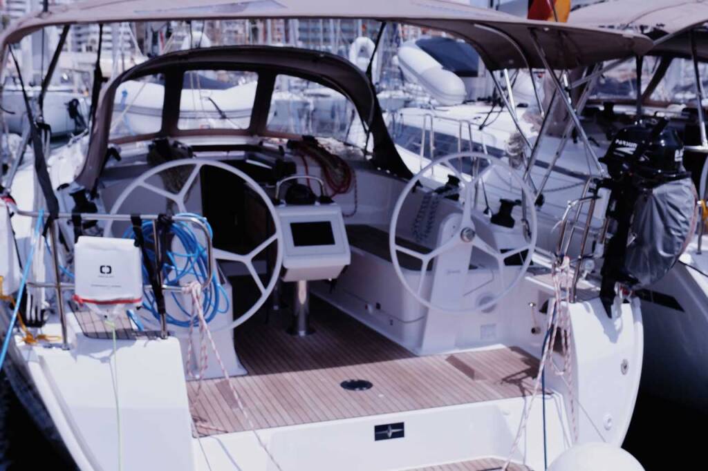 Sailing yacht Bavaria Cruiser 37 Paloma