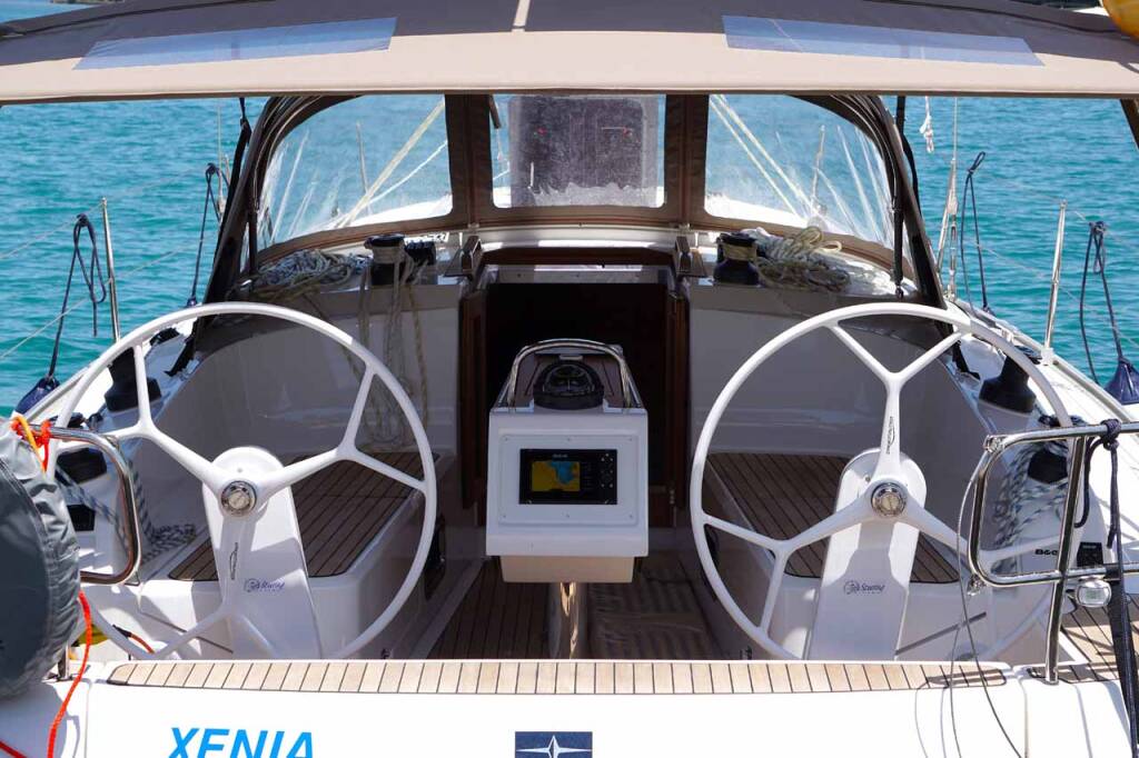 Sailing yacht Bavaria Cruiser 37 Xenia