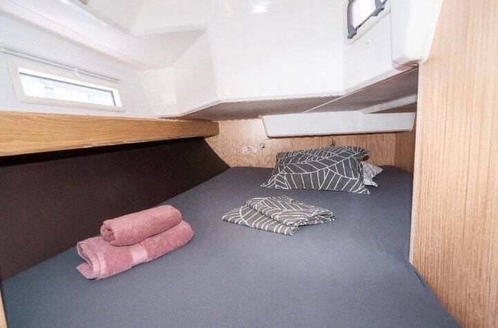 Sailing yacht Bavaria Cruiser 37 Kata