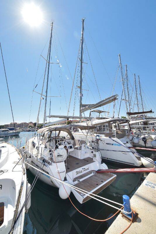 Sailing yacht Bavaria Cruiser 37 White Pearl 