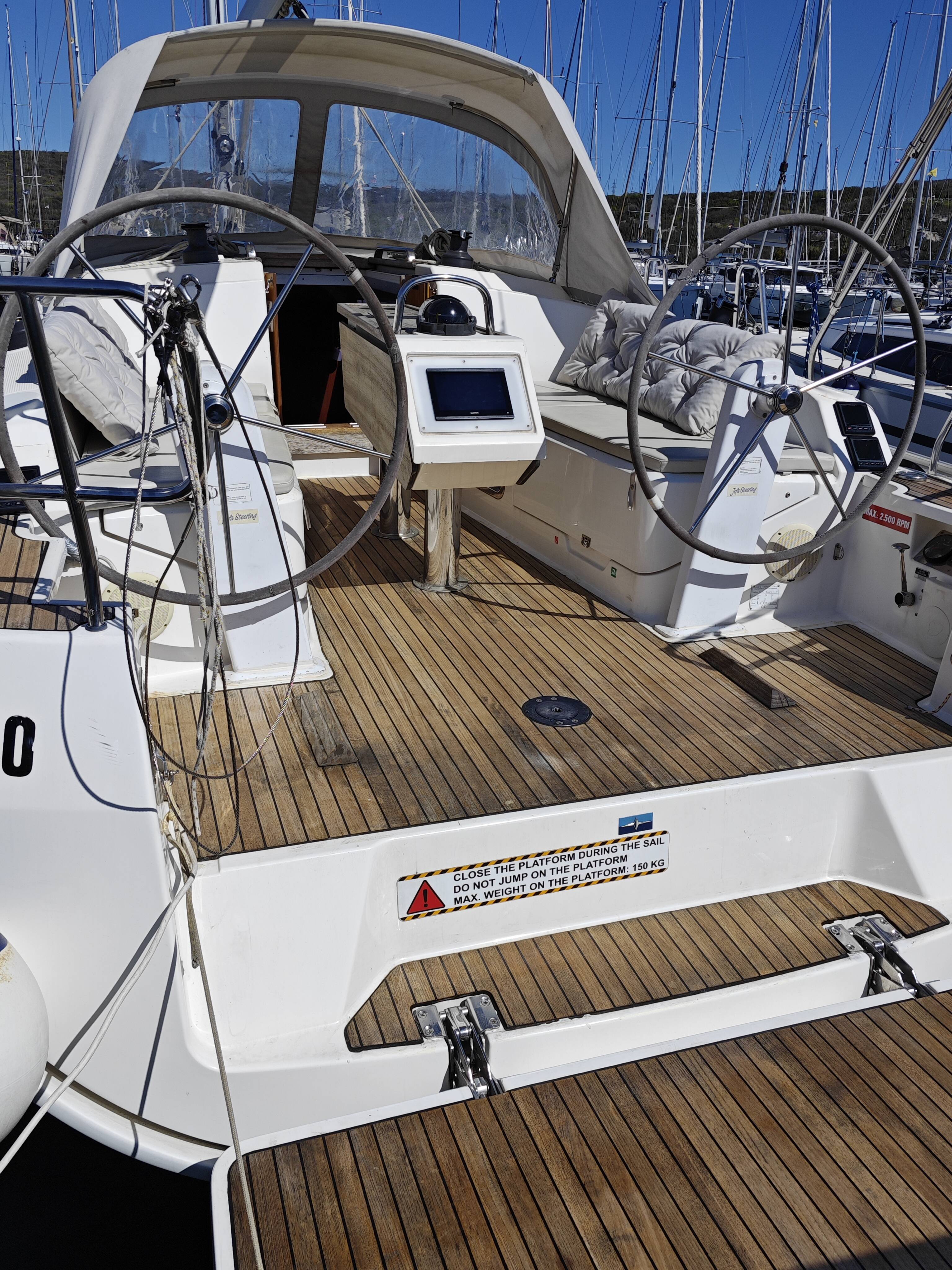 Segelyachten Bavaria Cruiser 37 Jugo