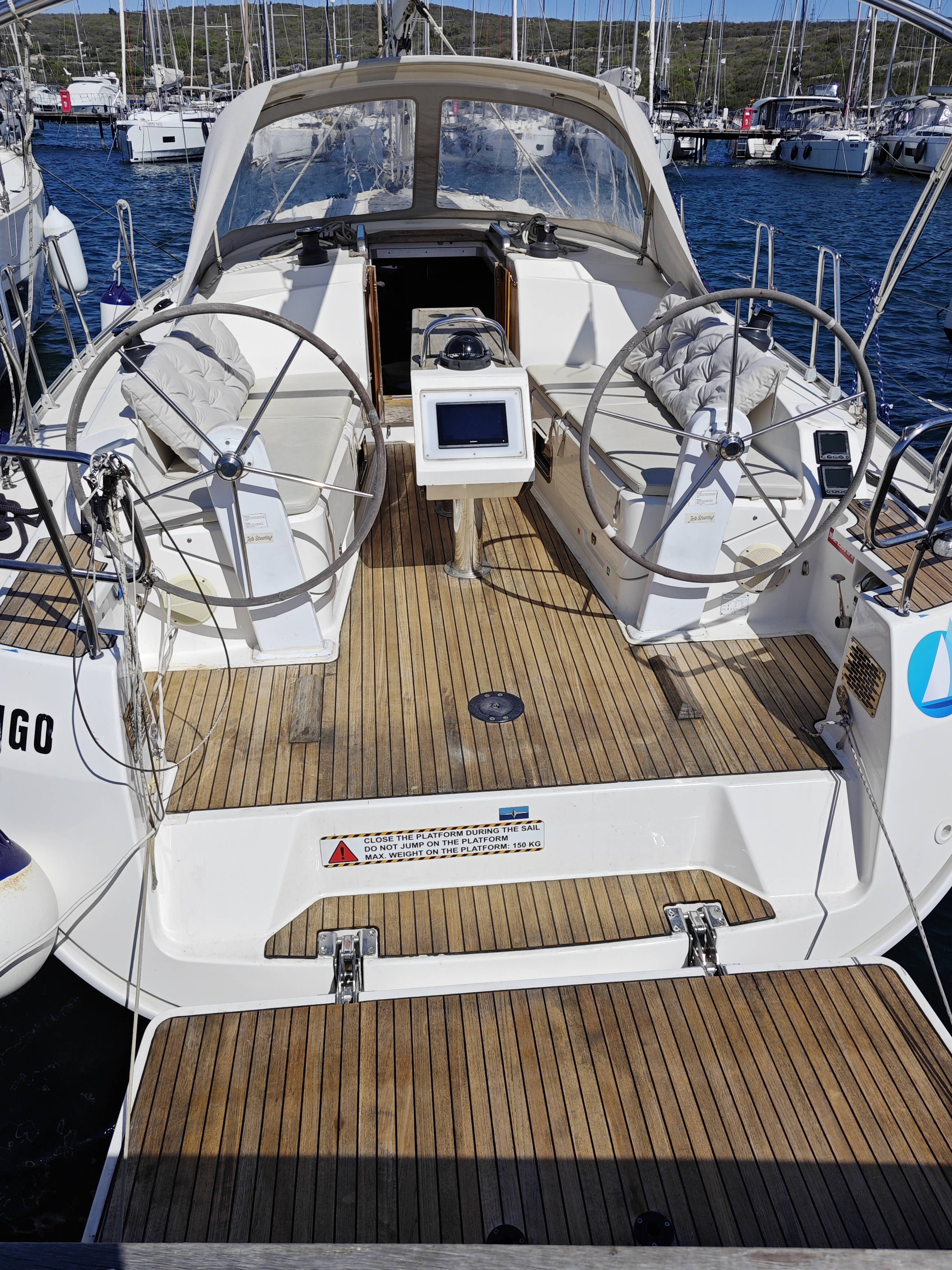 Segelyachten Bavaria Cruiser 37 Jugo