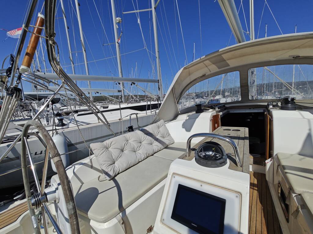 Segelyachten Bavaria Cruiser 37 Jugo