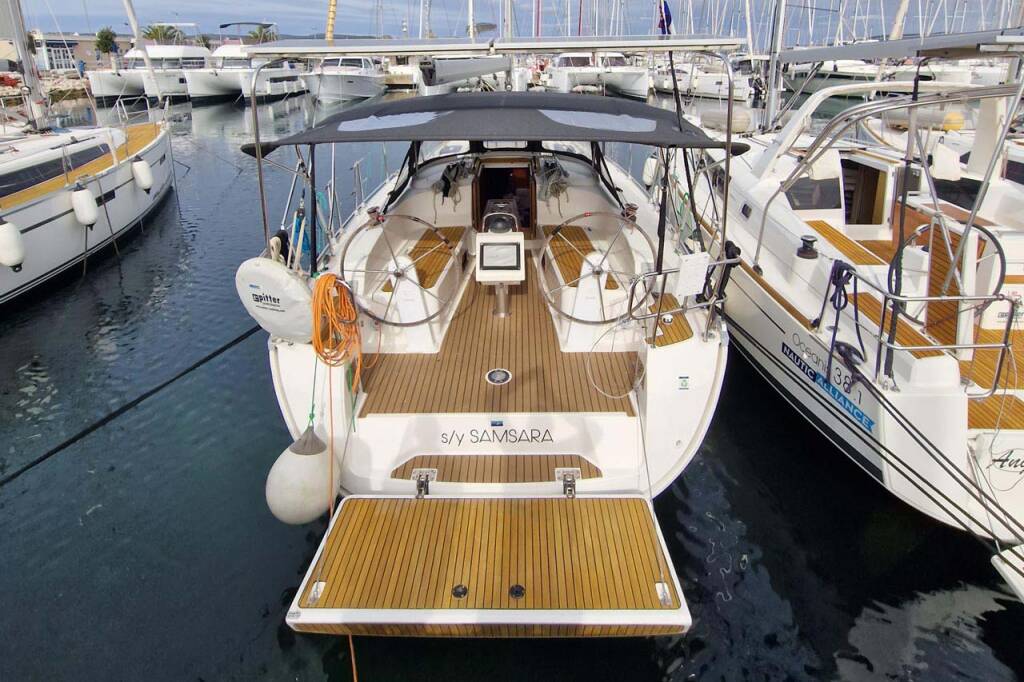 Sailing yacht Bavaria Cruiser 37 Samsara