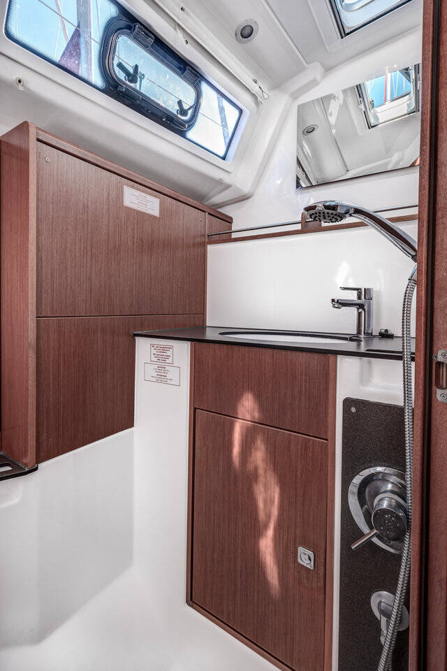 Sailing yacht Bavaria Cruiser 37 Poseidon