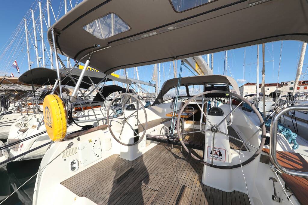 Sailing yacht Bavaria Cruiser 40 S Silver Arrow