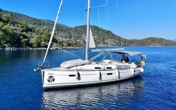 Bavaria Cruiser 40 Mayla Fethiye, Ece Saray Marina Resort