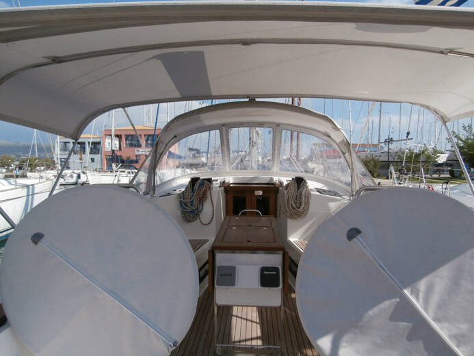 Sailing yacht Bavaria Cruiser 40 Monika