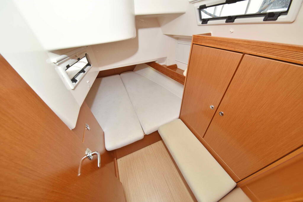Segelyachten Bavaria Cruiser 40 ECONOMY