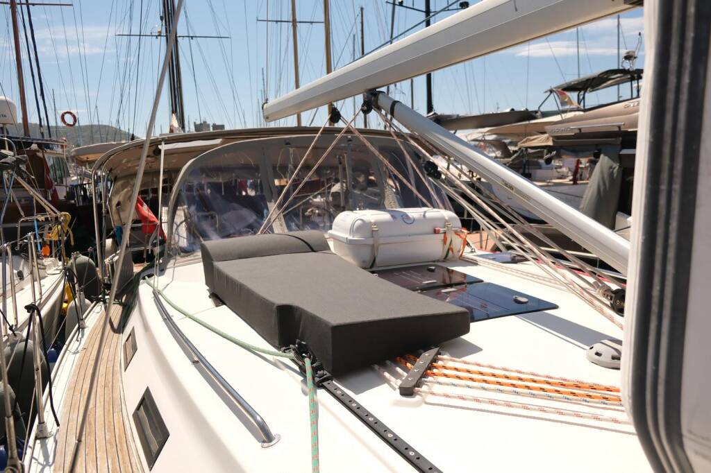 Sailing yacht Bavaria Cruiser 40 Spark 1