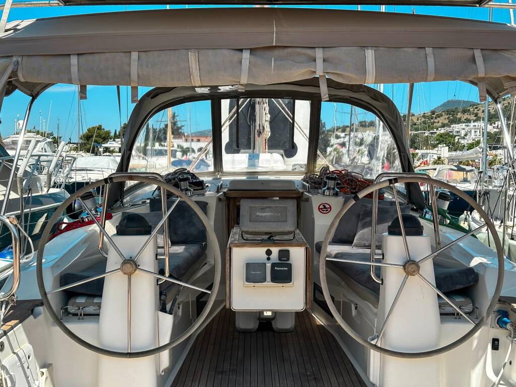 Sailing yacht Bavaria Cruiser 40 Spark 1