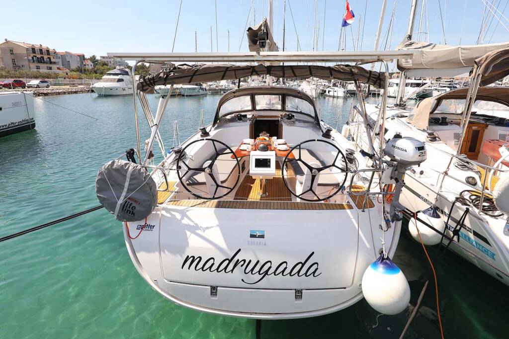Sailing yacht Bavaria Cruiser 41 Style Madrugada