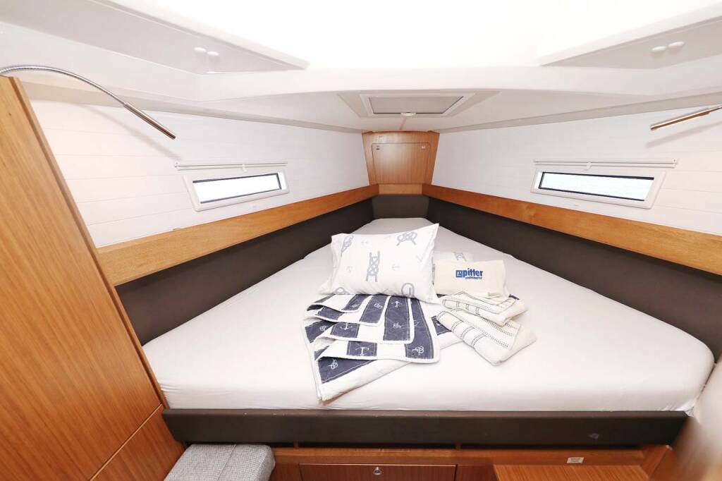 Sailing yacht Bavaria Cruiser 41 Style Madrugada