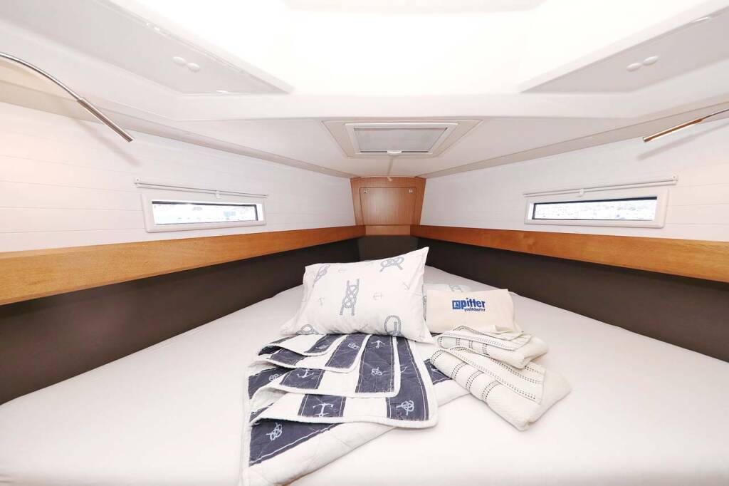 Sailing yacht Bavaria Cruiser 41 Style Madrugada