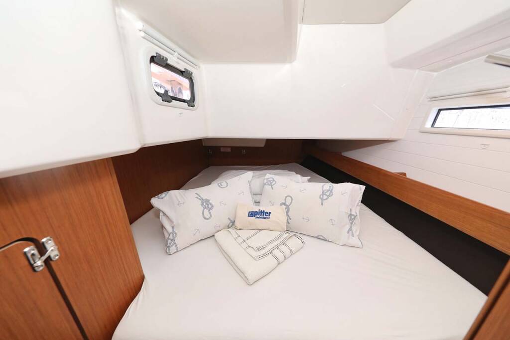 Sailing yacht Bavaria Cruiser 41 Style Madrugada