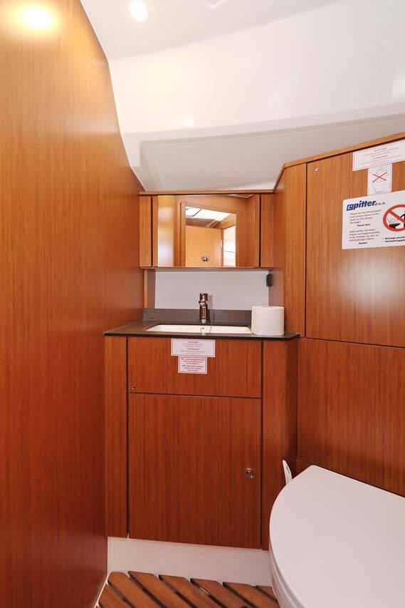 Sailing yacht Bavaria Cruiser 41 Style Madrugada